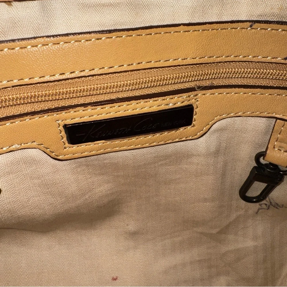 Kenneth Cole Elegant Tan Leather Women's Bag